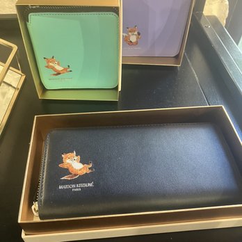 Maison Kitsuné Archives - Wallets - Women's Clothing Near Me - New York, New York Maison Kitsuné Archives - Wallets - Women's Clothing Near Me - New York, New York