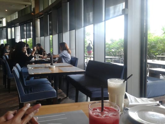 Alexis Bistro & Wine Bar @ Great Eastern Mall Ampang by null