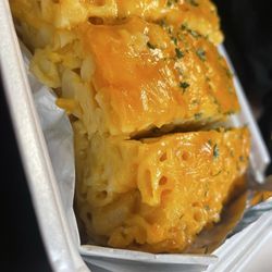 The Season god - Mac n cheese