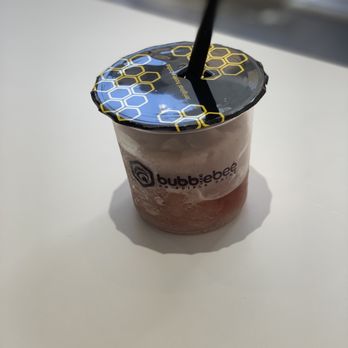 Bubble Bee - Berry bling bling blended drink. - Bubble Tea Near Me - Scottsdale, Arizona
