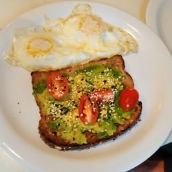 South County Cafe - Avocado toast