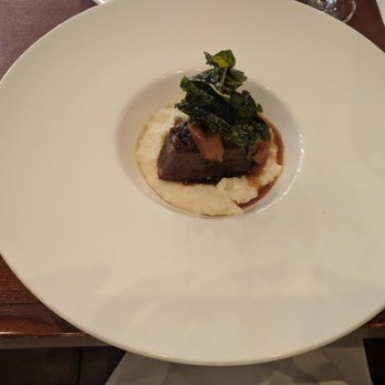 MW Restaurant - New American Near Me - Honolulu, Hawaii