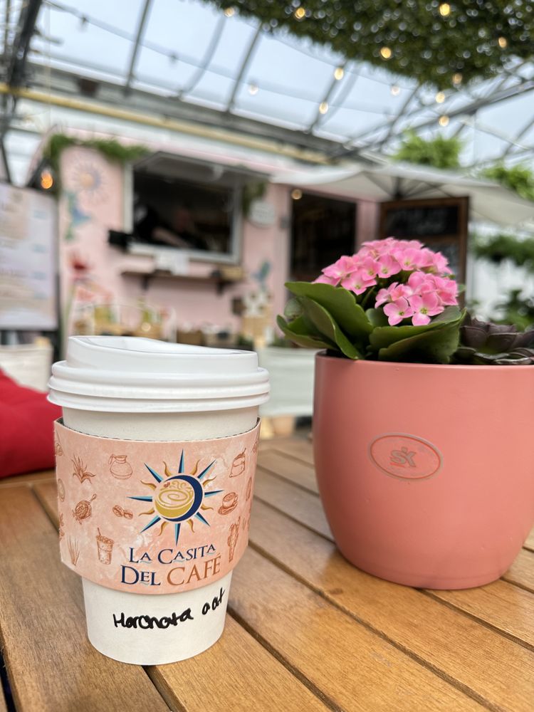 La Casita Del Cafe Logo