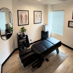 Inside Theodosiou Chiropractic in Northridge, CA. A comfortable space for chiropractic care, soft tissue therapy & rehabilitation.