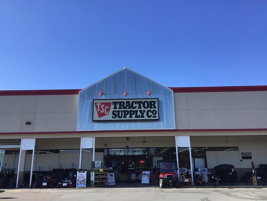 TRACTOR SUPPLY 2109 Hwy 5, Seneca Falls, New York Pet Stores