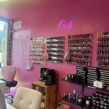 Organic Nails Studio - Some of the organic nail choices - Nail Technicians Near Me - Los Angeles, California Organic Nails Studio - Some of the organic nail choices - Nail Technicians Near Me - Los Angeles, California