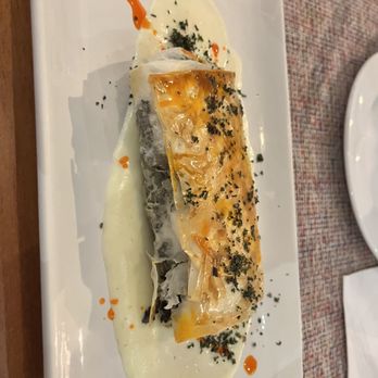NIM - Mushroom strudel - International Near Me - La Paz, BCS