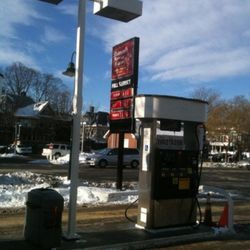 Shimon's Service Stations - Entrance