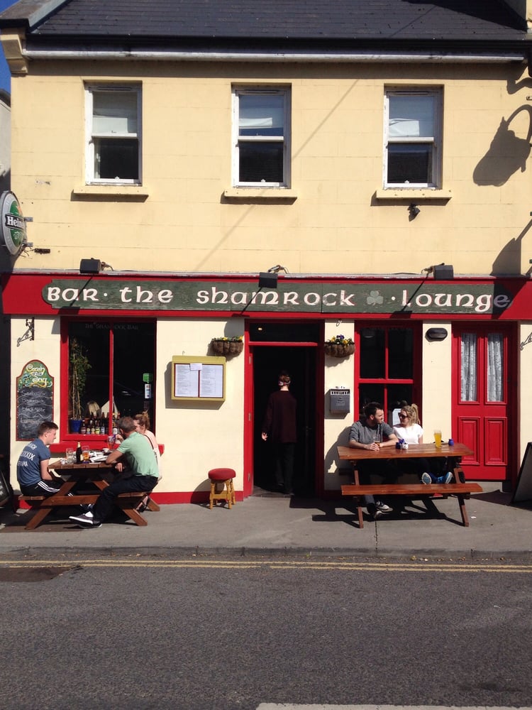 SHAMROCK BAR Updated September 2024 Main Street, Roundstone, Co