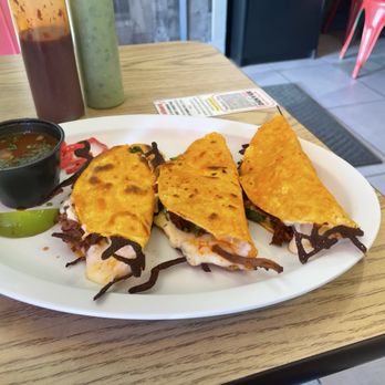 Venalonzo's Tacos - Tacos Quesabierra (3) - Tacos Near Me - Centennial, Colorado Venalonzo's Tacos - Tacos Quesabierra (3) - Tacos Near Me - Centennial, Colorado