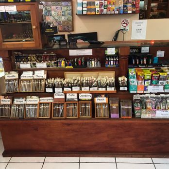 Tobaco Shop & Souvenirs - Vape Shops Near Me - Cancún, ROO