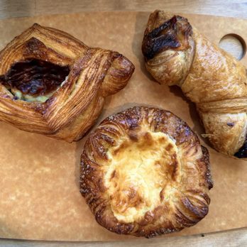 Amelia's - Selection of pastries - Bakeries Near Me - Indianapolis, Indiana Amelia's - Selection of pastries - Bakeries Near Me - Indianapolis, Indiana
