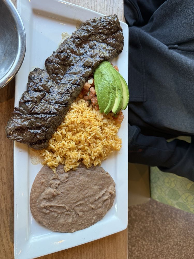 Burrito Parrilla Mexicana - Batavia