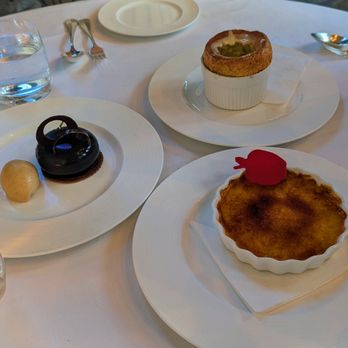 Auberge du Pommier - French Near Me - Toronto, Ontario