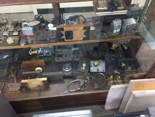 Albemarle Lock & Safe by null