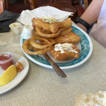 Scotty Simpson's Fish & Chips - Fish & Shrimp Combo with Fried Onion Rings (minus several pieces of fish & shrimp that were boxed up right away) - Fish & Chips Near Me - Detroit, Michigan Scotty Simpson's Fish & Chips - Fish & Shrimp Combo with Fried Onion Rings (minus several pieces of fish & shrimp that were boxed up right away) - Fish & Chips Near Me - Detroit, Michigan