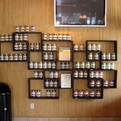 The Loose Teas Cafe and Gifts