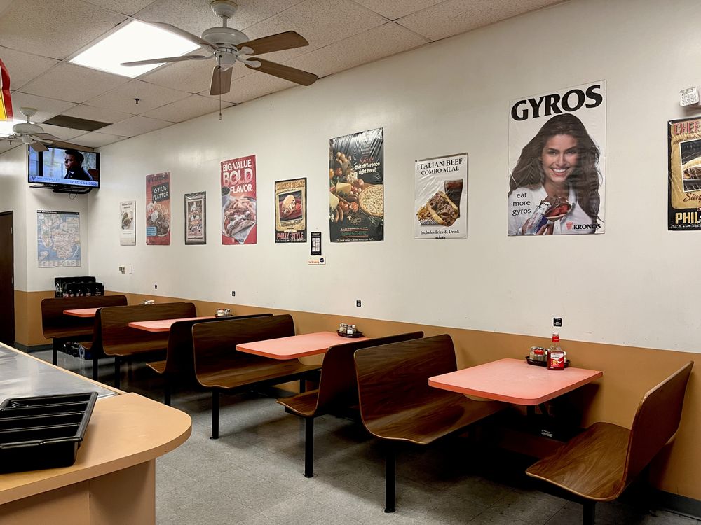 Manhattan Pizza - Photo 2