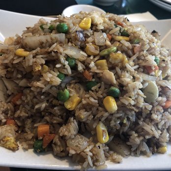 Huong Cau Restaurant - Chicken Fried Rice - Vietnamese Near Me - Winnipeg, Manitoba