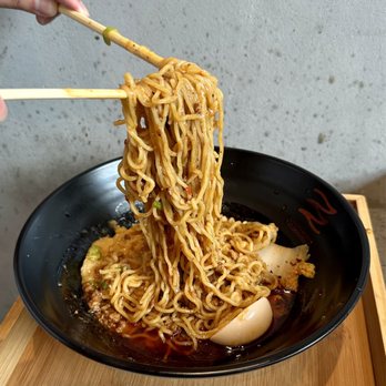 ZHONGZHONG NOODLES - ROOSEVELT ISLAND - Updated January 2025 - 258 Photos & 100 Reviews - 568