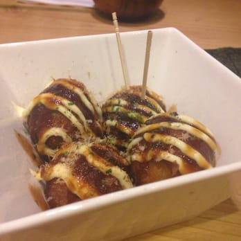 KINTON RAMEN KOREATOWN - Takoyaki - Ramen Near Me - Toronto, Ontario
