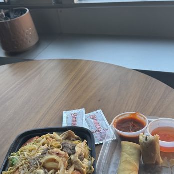 Asian Cafe - Combination lo mein and Egg roll. - Pan Asian Near Me - Kansas City, Missouri