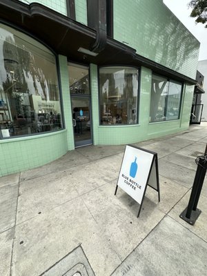 Blue Bottle Coffee by null