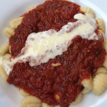Mama Mia's - Gnocchi with Marinara and Alfredo sauce (Pink Sauce) - Italian Near Me - Gilroy, California Mama Mia's - Gnocchi with Marinara and Alfredo sauce (Pink Sauce) - Italian Near Me - Gilroy, California
