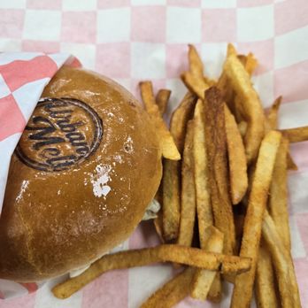 Urban Melt - Cheeseburger - Fast Food Near Me - Buffalo Grove, Illinois Urban Melt - Cheeseburger - Fast Food Near Me - Buffalo Grove, Illinois