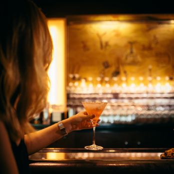 Bemelmans Bar Temp Closed 171 Photos 300 Reviews Bars 35 E 76th St Upper East Side New York Ny Phone Number Yelp