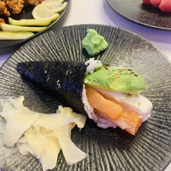 Botan Sushi - Philadelphia Hand Roll - Sushi Bars Near Me - Irvine, California