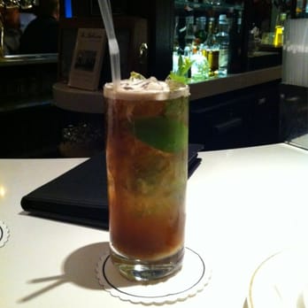 The Horseshoe Bar - Guinness Mojito - Bars Near Me - Dublin, D