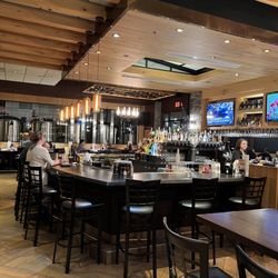 Granite City Food & Brewery - Bar Area