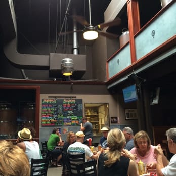Maui Brewing - The restaurant is a very casual and relaxing environment. Great beer selections too! - Brewpubs Near Me - Lahaina, Hawaii Maui Brewing - The restaurant is a very casual and relaxing environment. Great beer selections too! - Brewpubs Near Me - Lahaina, Hawaii