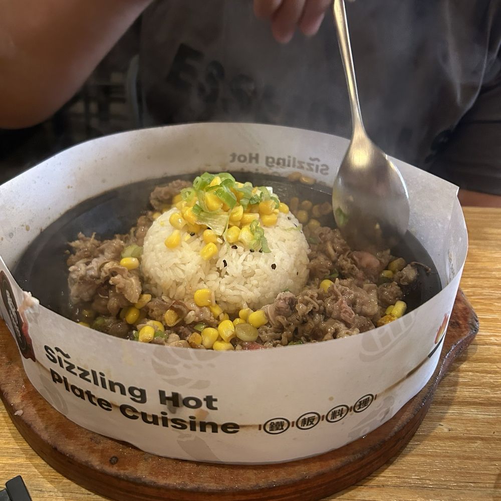Mabu Generation - sizzling plate with beef - Taiwanese Near Me - Toronto, Ontario Mabu Generation - sizzling plate with beef - Taiwanese Near Me - Toronto, Ontario