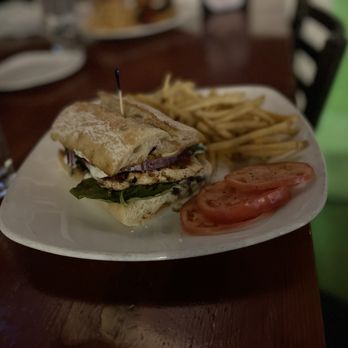 North Mountain Brewing Company - North Mountain Chicken Sandwich - Breweries Near Me - Phoenix, Arizona