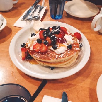 Brownstone Pancake Factory - Breakfast & Brunch Near Me - Edgewater, New Jersey