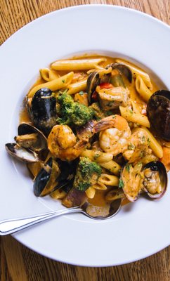 Pier Market Seafood Restaurant by null