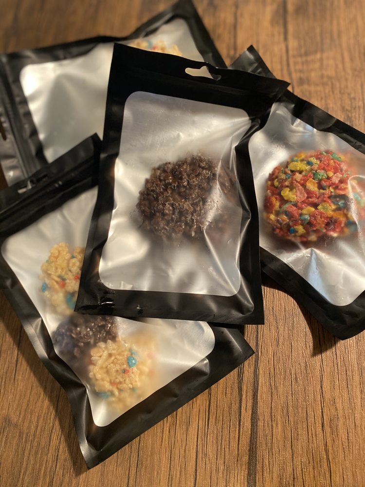 BlkStoned Treats Logo