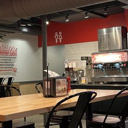 MOOYAH Burgers, Fries & Shakes