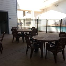 Southern Inn & Suites