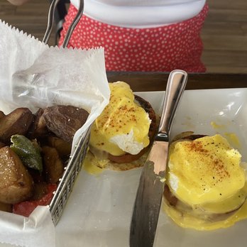 Untoasted - Eggs Benedict - Breakfast & Brunch Near Me - Hallandale Beach, Florida