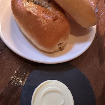 Carversteak - Pre-meal bread and butter - Steakhouses Near Me - New York, New York Carversteak - Pre-meal bread and butter - Steakhouses Near Me - New York, New York