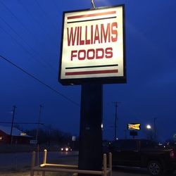 Williams Discount Foods