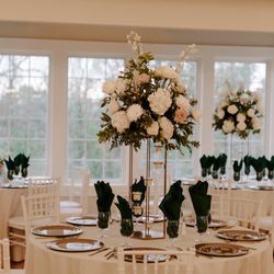 Custom Interiors by Francesca - Wedding flowers