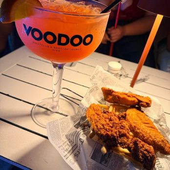 Voodoo Rooftop Lounge & Hookah - Cocktail Bars Near Me - Miami Beach, Florida