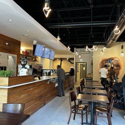 Oud Coffee & Cafe - Inside