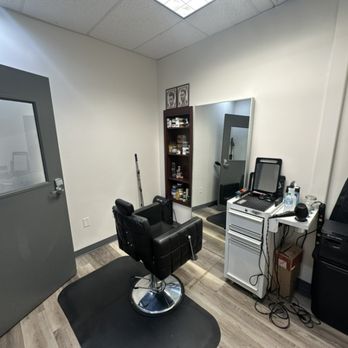 Love Thy Barber - Inside the shop - Barbers Near Me - Sandy, Utah Love Thy Barber - Inside the shop - Barbers Near Me - Sandy, Utah