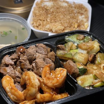 Little Tokyo - Soup, filet & shrimp hibachi w/fried rice - Sushi Bars Near Me - Pigeon Forge, Tennessee