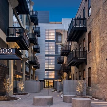 Olin Sells Chicago - @properties - 1800 W. Grace, North Center - Real Estate Agents Near Me - Chicago, Illinois